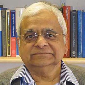Towards entry "Distinguished QuCoLiMa Guest Talk: Prof. Girish Agarwal – Time Reversed Quantum Metrology using Squeezed States of Light and Matter"